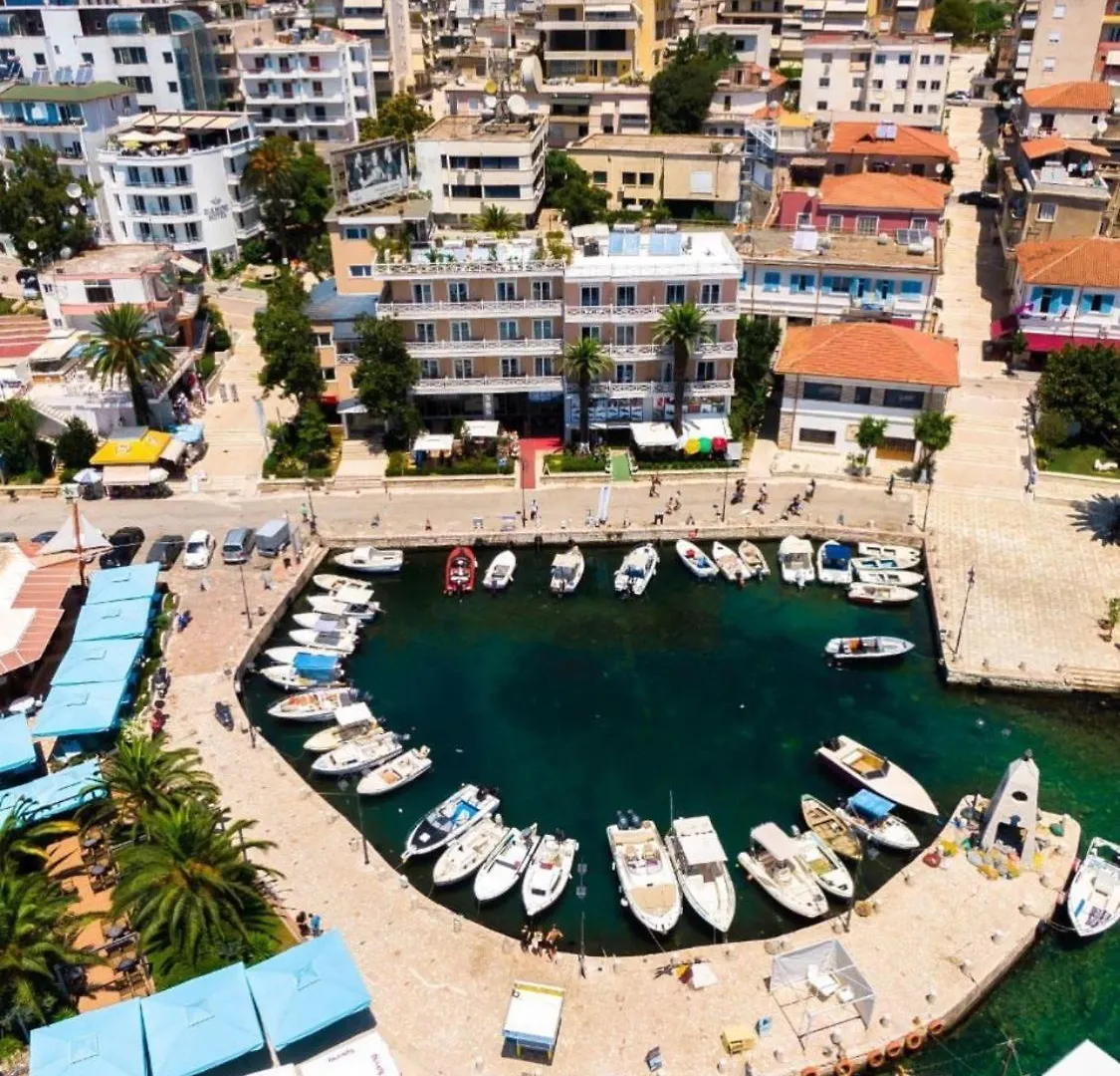 Sun N Blue Hotel Sarandë